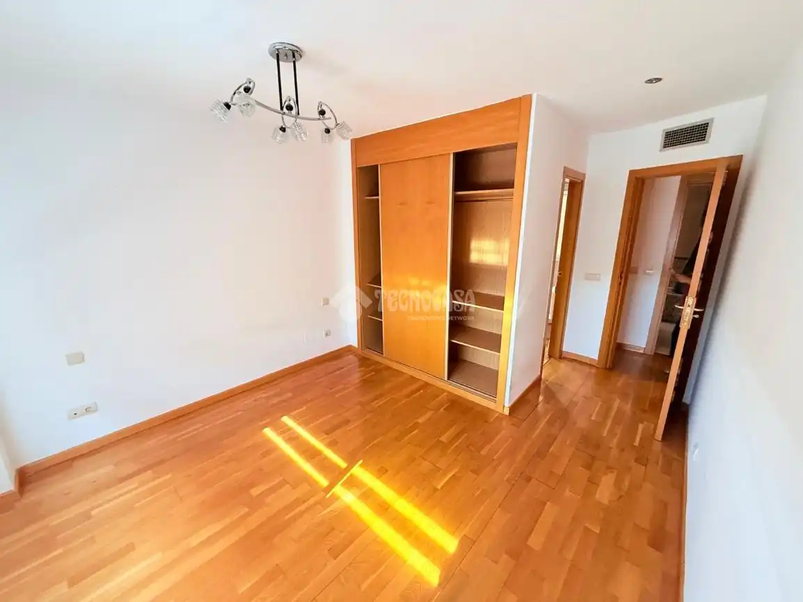 Habitación de Piso en venta en Valdemoro con Calefacción y Trastero