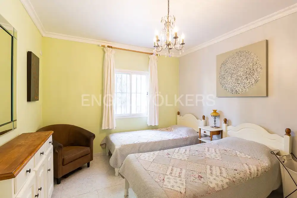 Habitación de Casa o chalet de alquiler en Turís con Aire acondicionado, Calefacción y Jardín privado