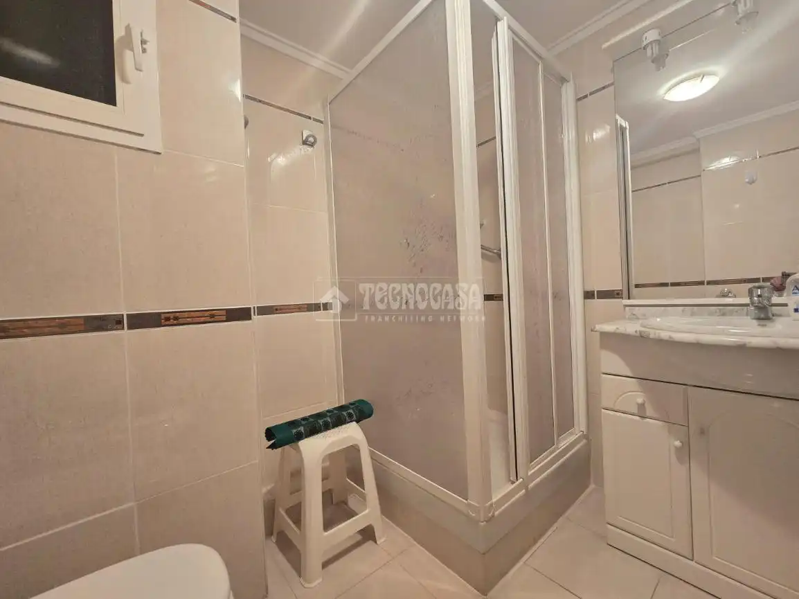Baño de Piso en venta en Valencia con Aire acondicionado