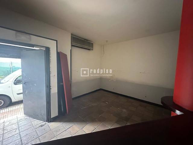 Local comercial en Venta en Los Rosales