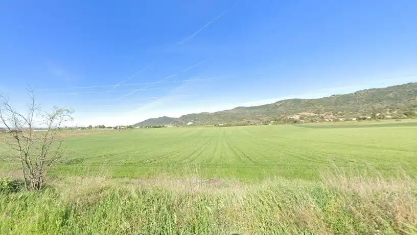 Industrial land for sale in lugar Manzana