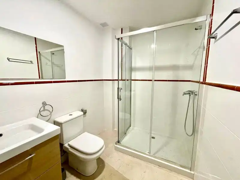 Inmuebles singulares con piscina en venta en Calle Córdoba 19, imagen 9