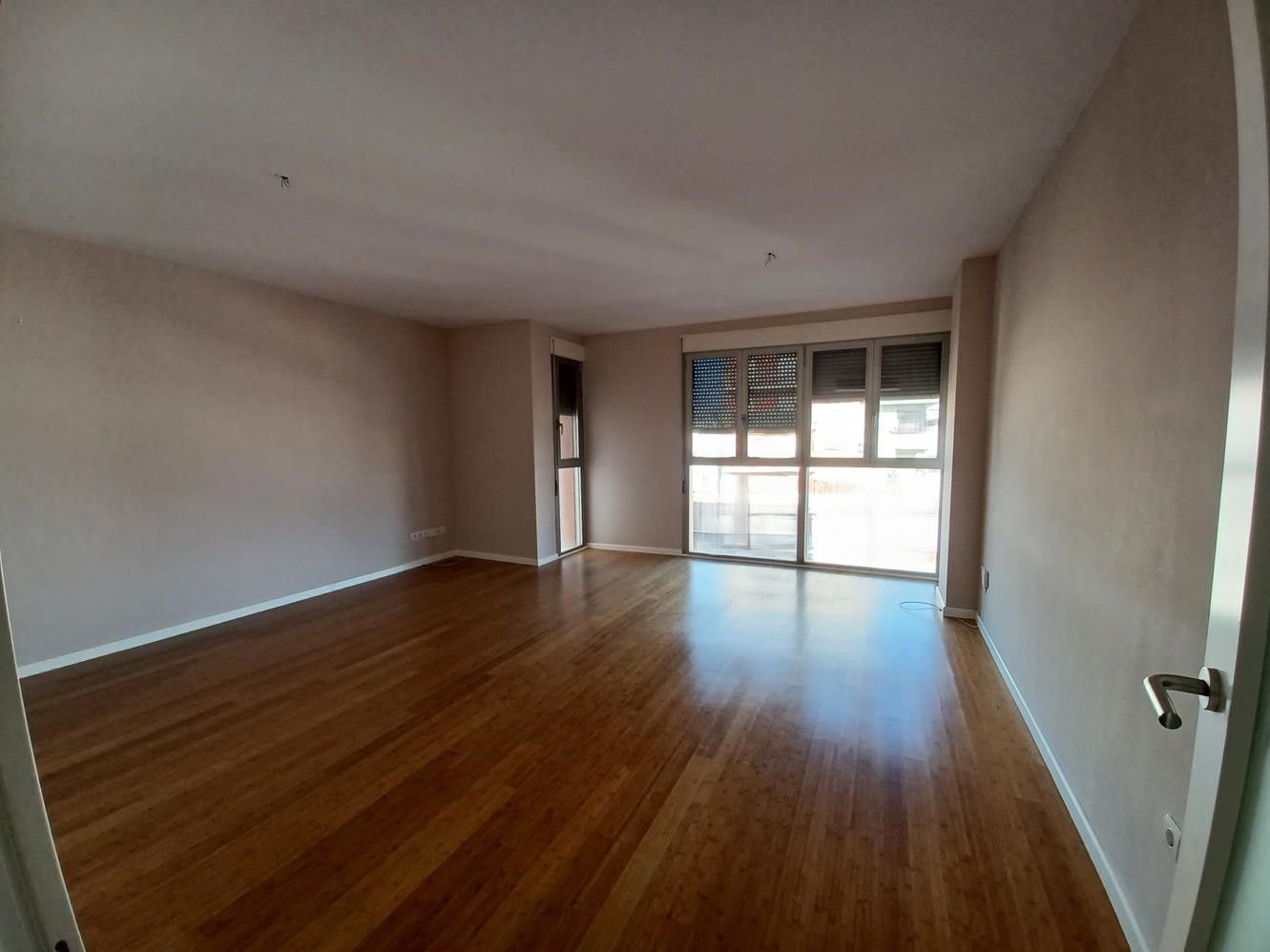 Living room of Flat for sale in La Roda  with Air Conditioner, Heating and Storage room