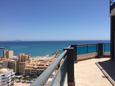 Altri con piscina in vendita a Avda. Alcoy