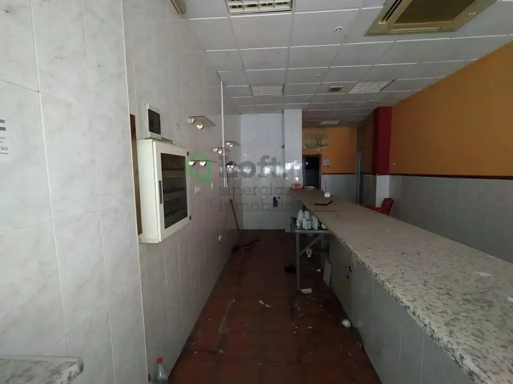 Cuina de Local en venda en Badajoz amb Aire condicionat
