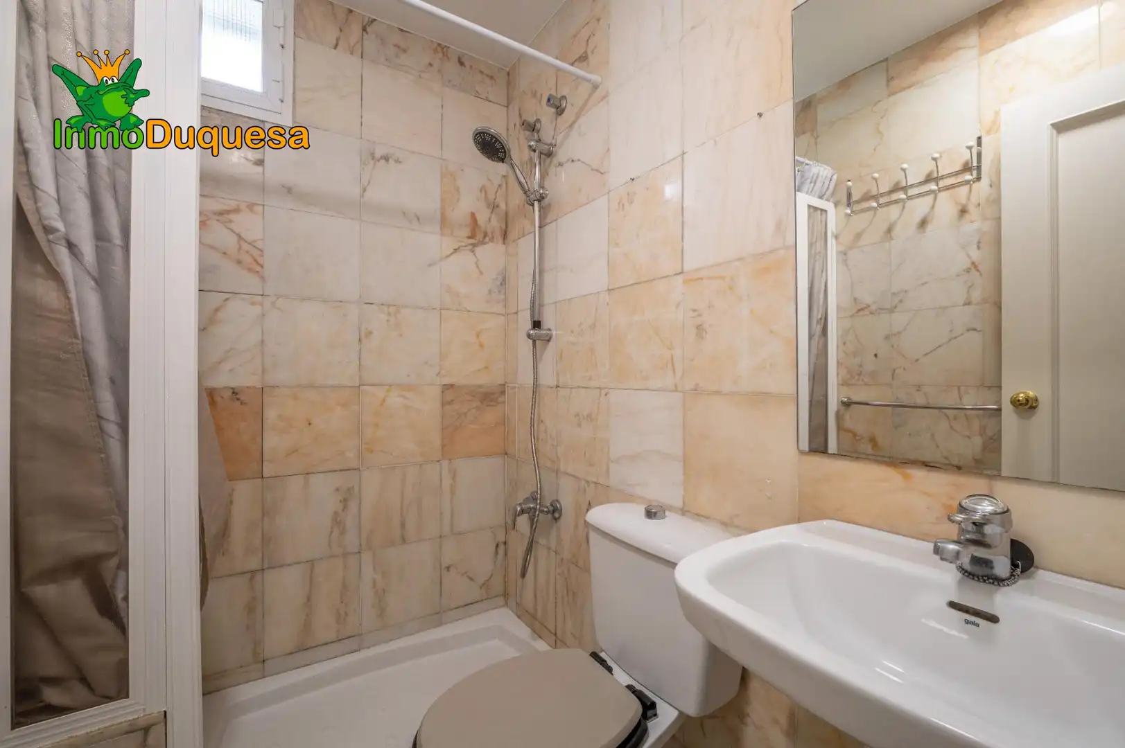 Maison jumelée à vendre à Genil, imagen 45