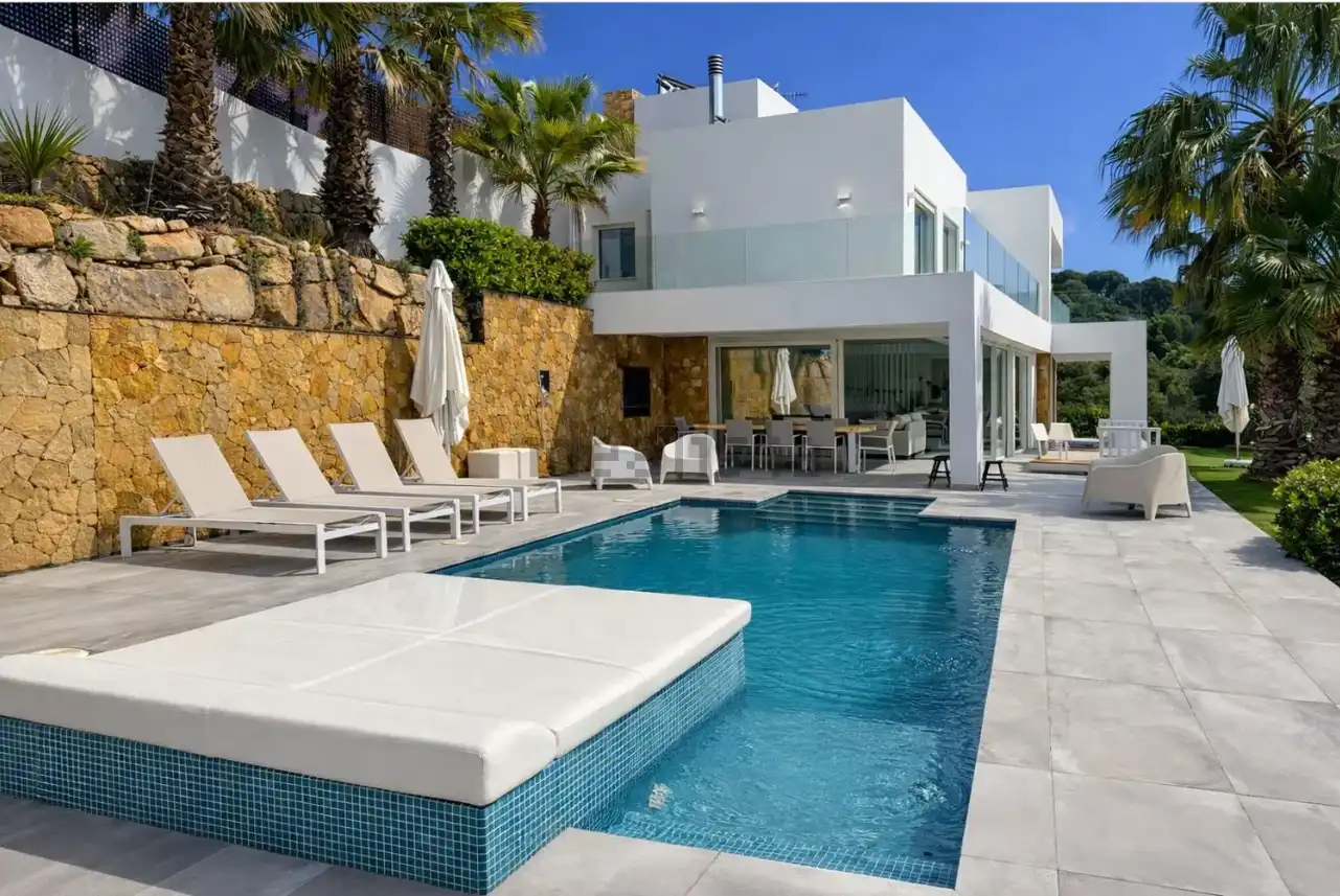 Casa amb piscina en venda a Mas Pere - Río de Oro