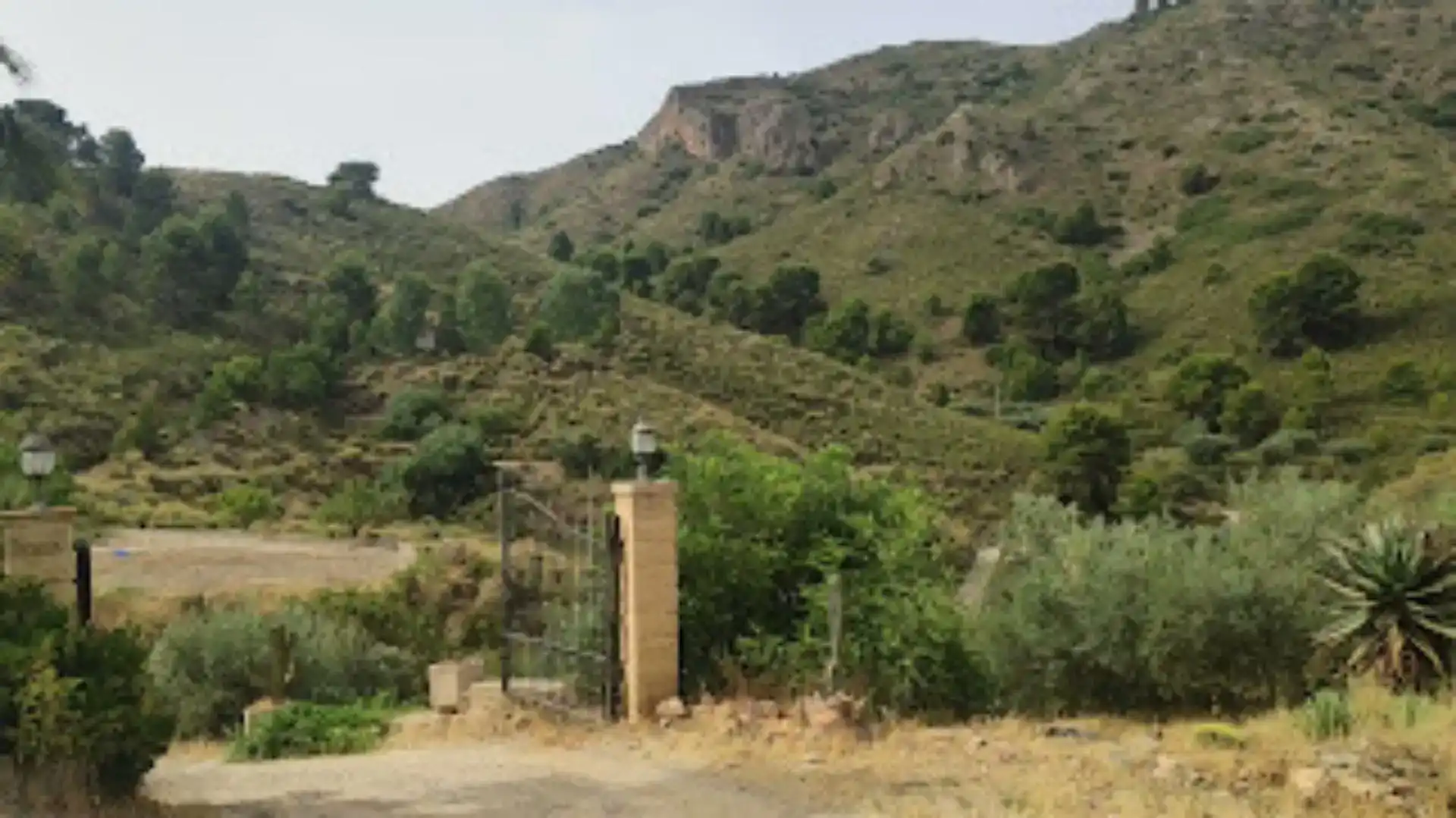 Flat for sale in Lorca  with Air Conditioner, Private garden and Storage room