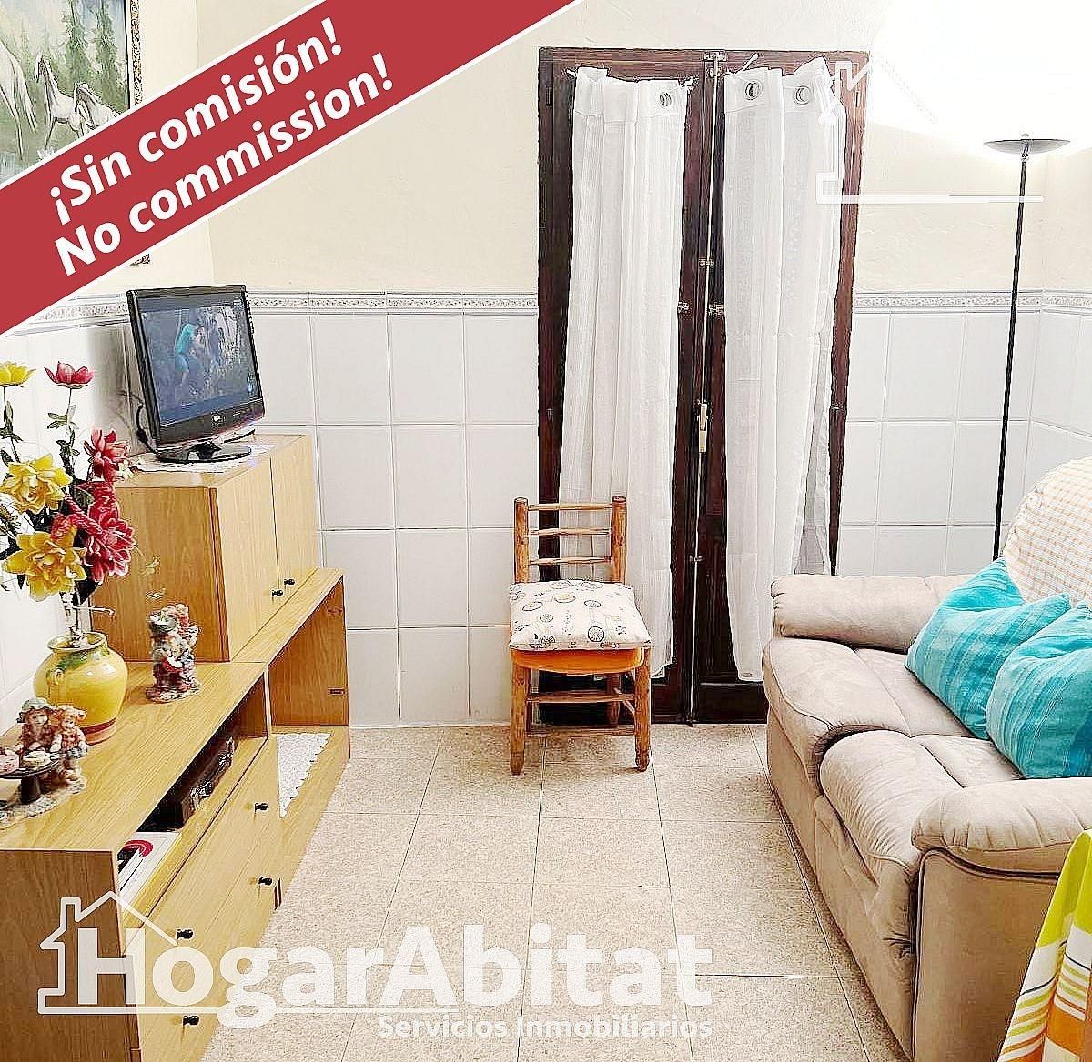 Sala d'estar de Casa o xalet en venda en Villahermosa del Río amb Terrassa, Traster i Balcó