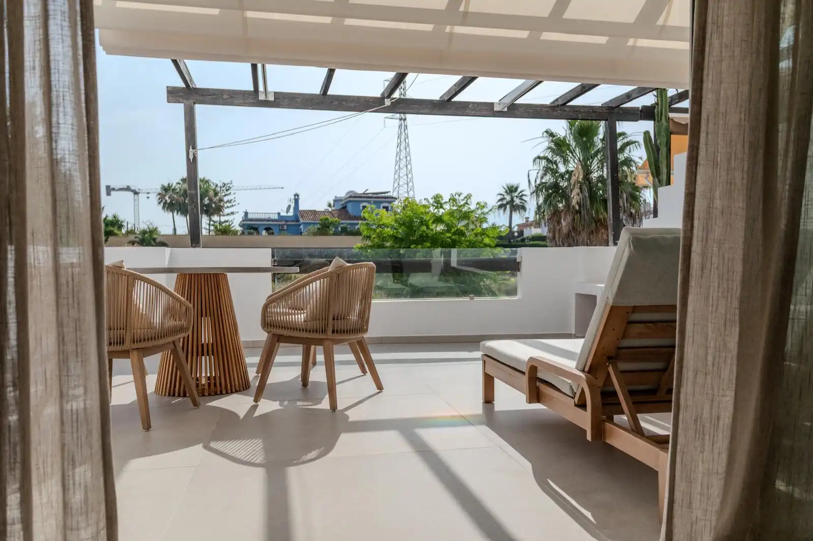 Terraza de Apartamento de alquiler en Estepona con Aire acondicionado, Terraza y Piscina