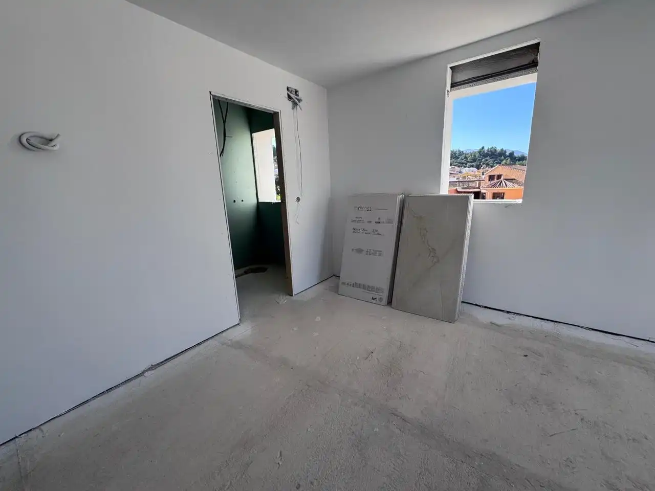 Casa aparellada amb piscina en venda a Fandango, imagen 28