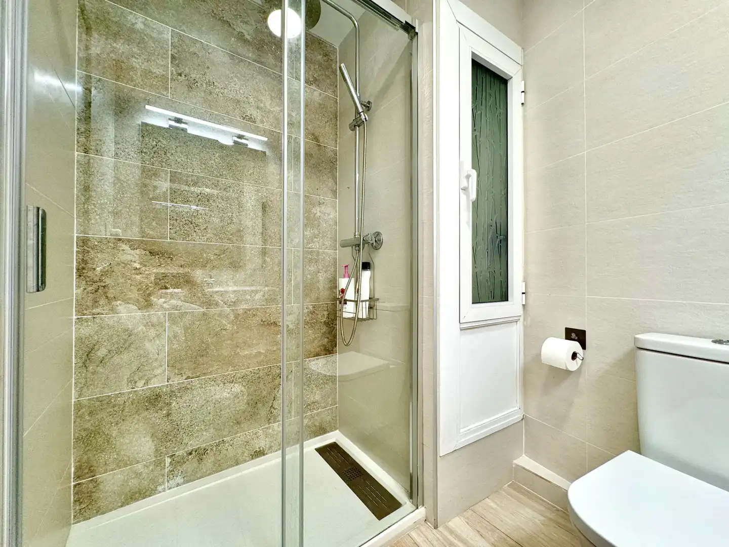 Baño de Apartamento en venta en Cambrils con Aire acondicionado, Amueblado y Horno