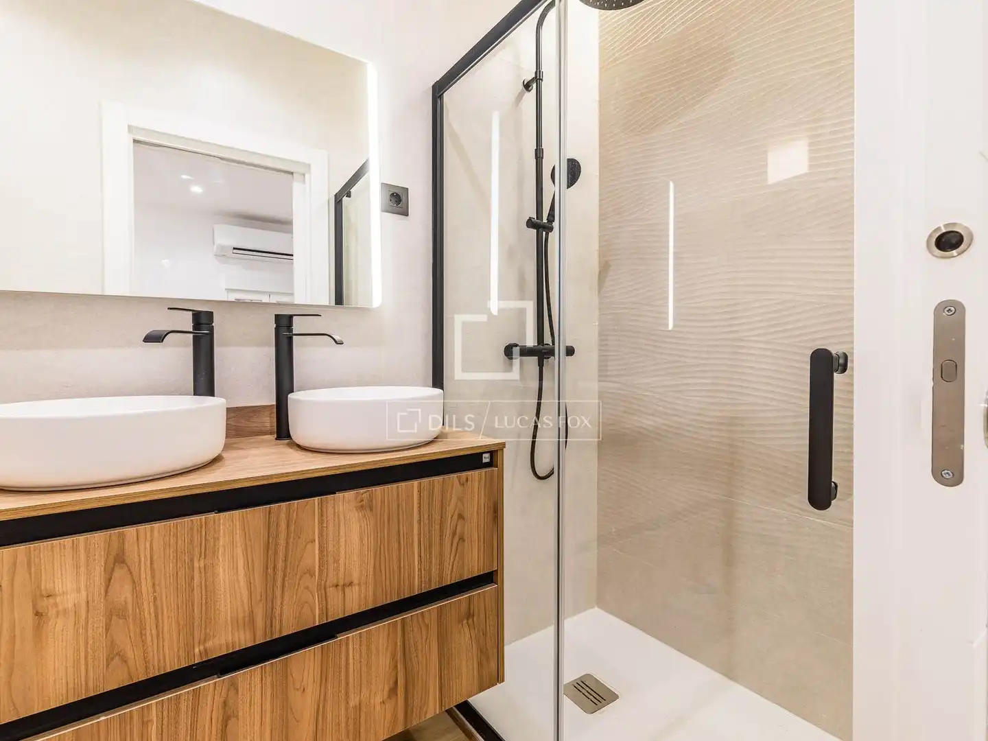 Baño de Piso en venta en Madrid con Aire acondicionado y Balcón