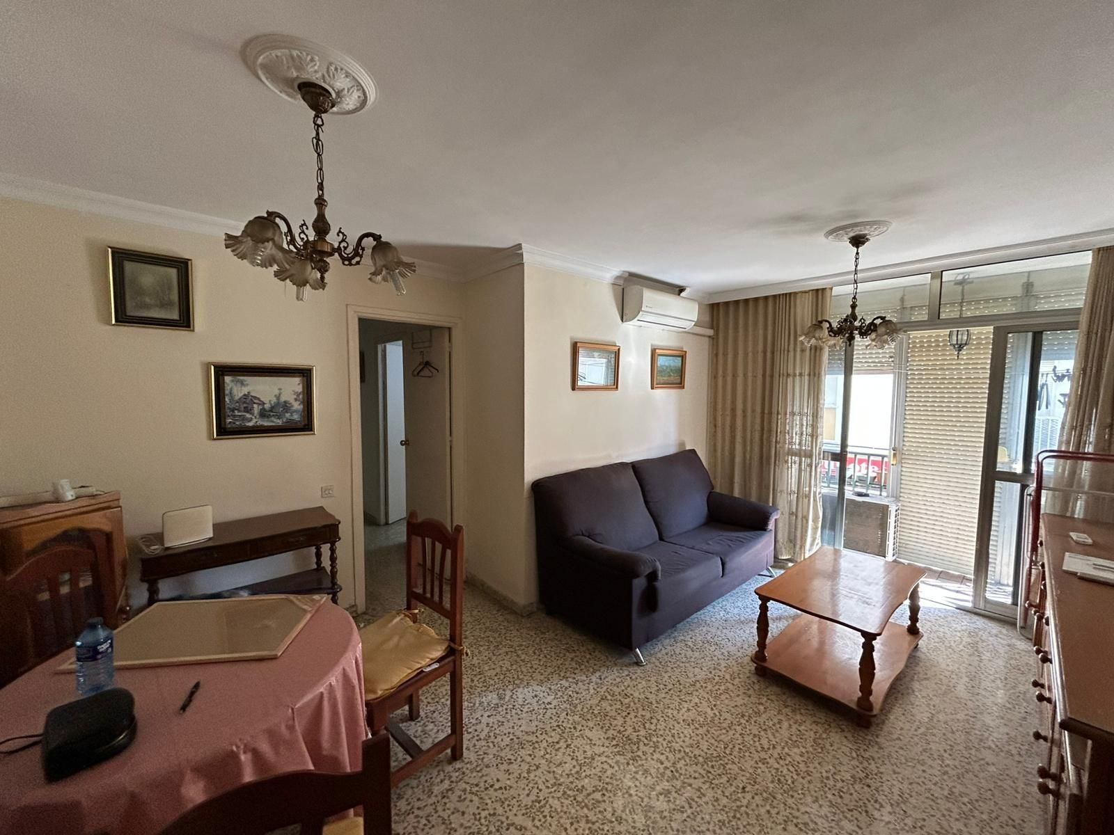 Sala d'estar de Pis en venda en  Sevilla Capital amb Aire condicionat, Terrassa i Balcó