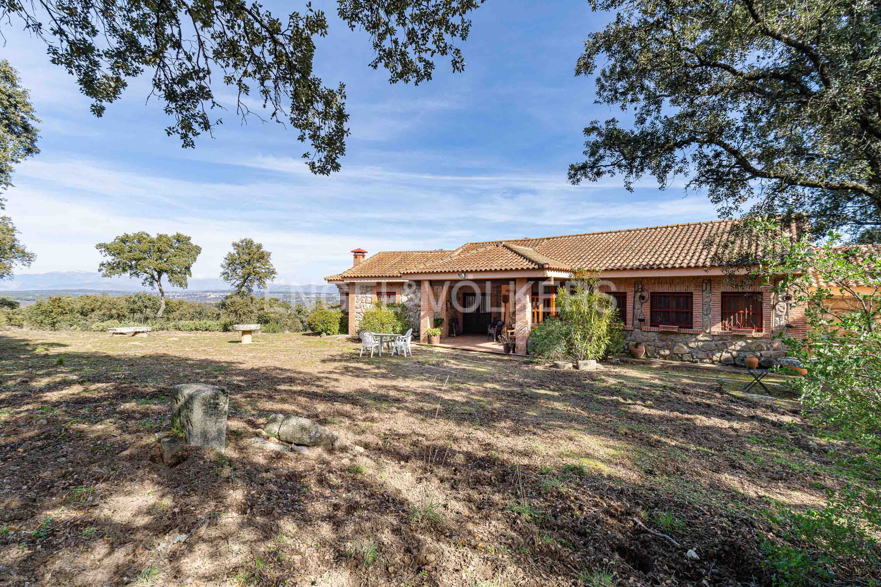 Finca rústica en venda en Valdemorillo amb Aire condicionat, Calefacció i Jardí privat