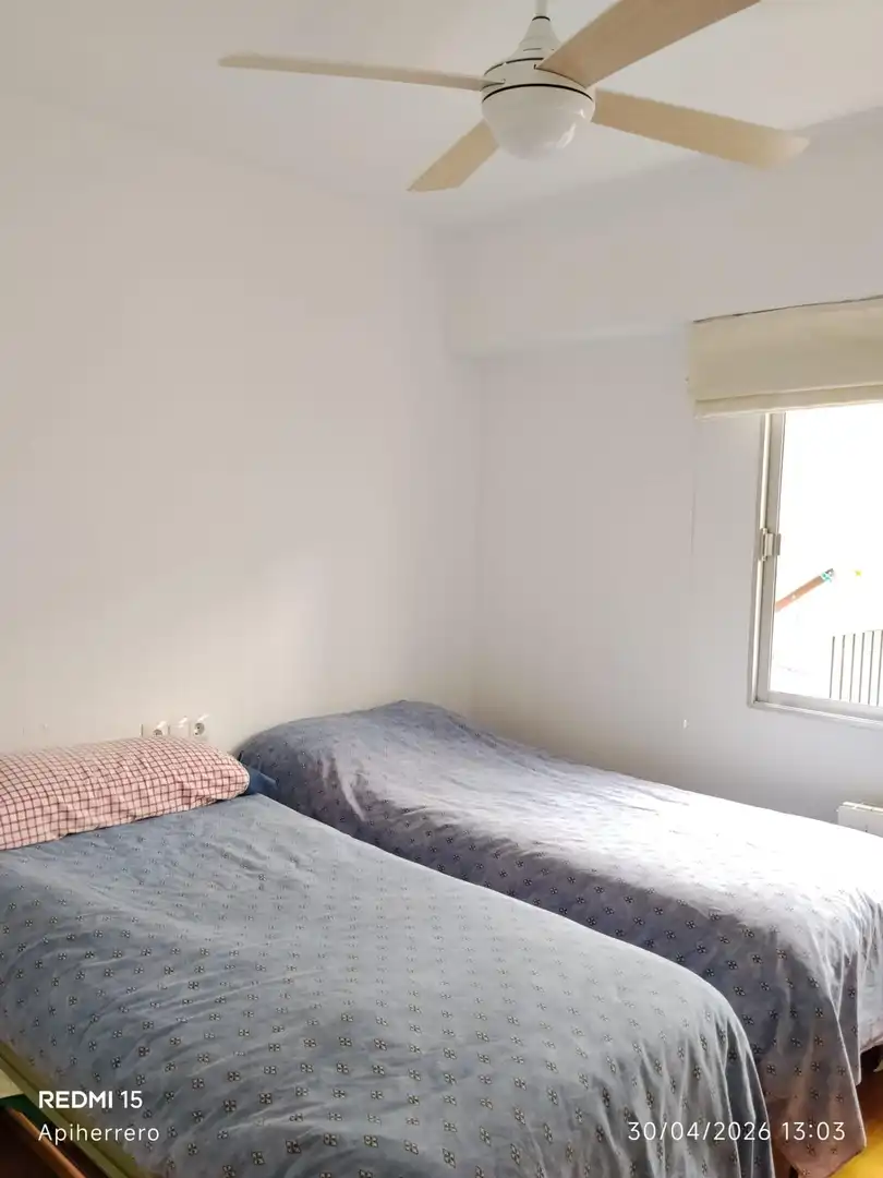 Habitación de Piso de alquiler en Alicante / Alacant con Amueblado y Balcón
