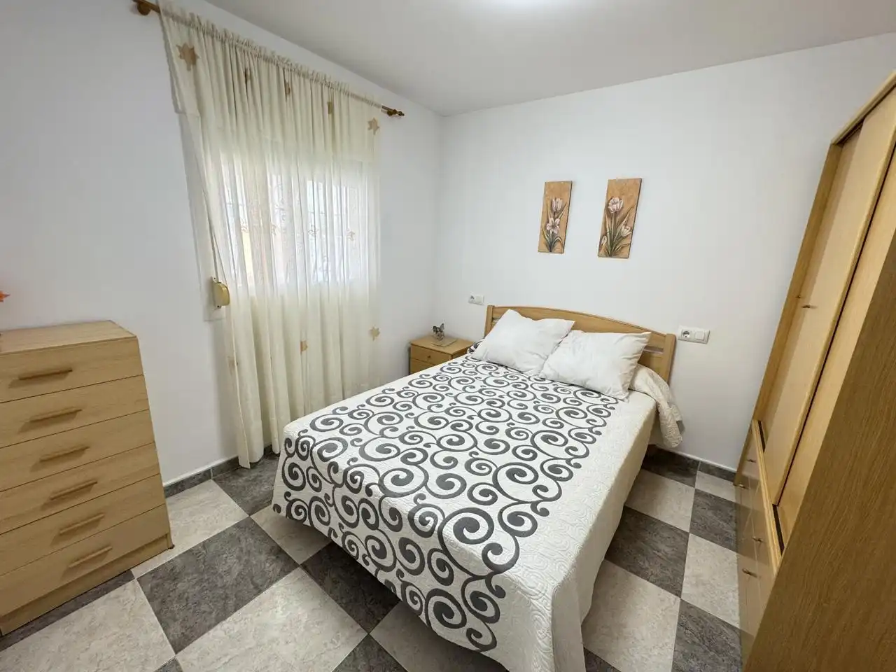 Dormitori de Casa o xalet en venda en Oliva amb Aire condicionat