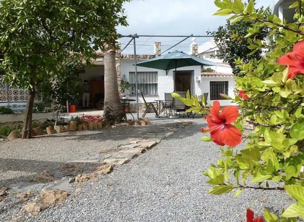 Garden of Houses for sale in L'Alfàs del Pi  with Air Conditioner, Terrace and Swimming Pool
