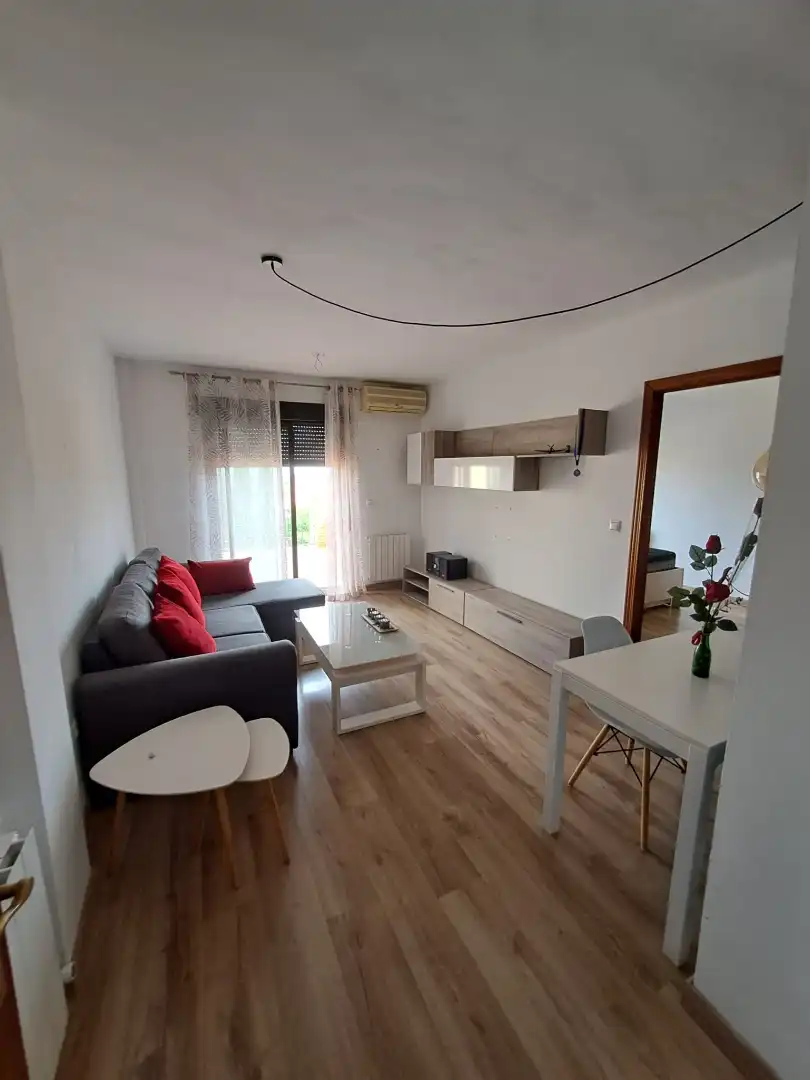 Sala d'estar de Apartament en venda en La Zubia amb Aire condicionat, Calefacció i Terrassa