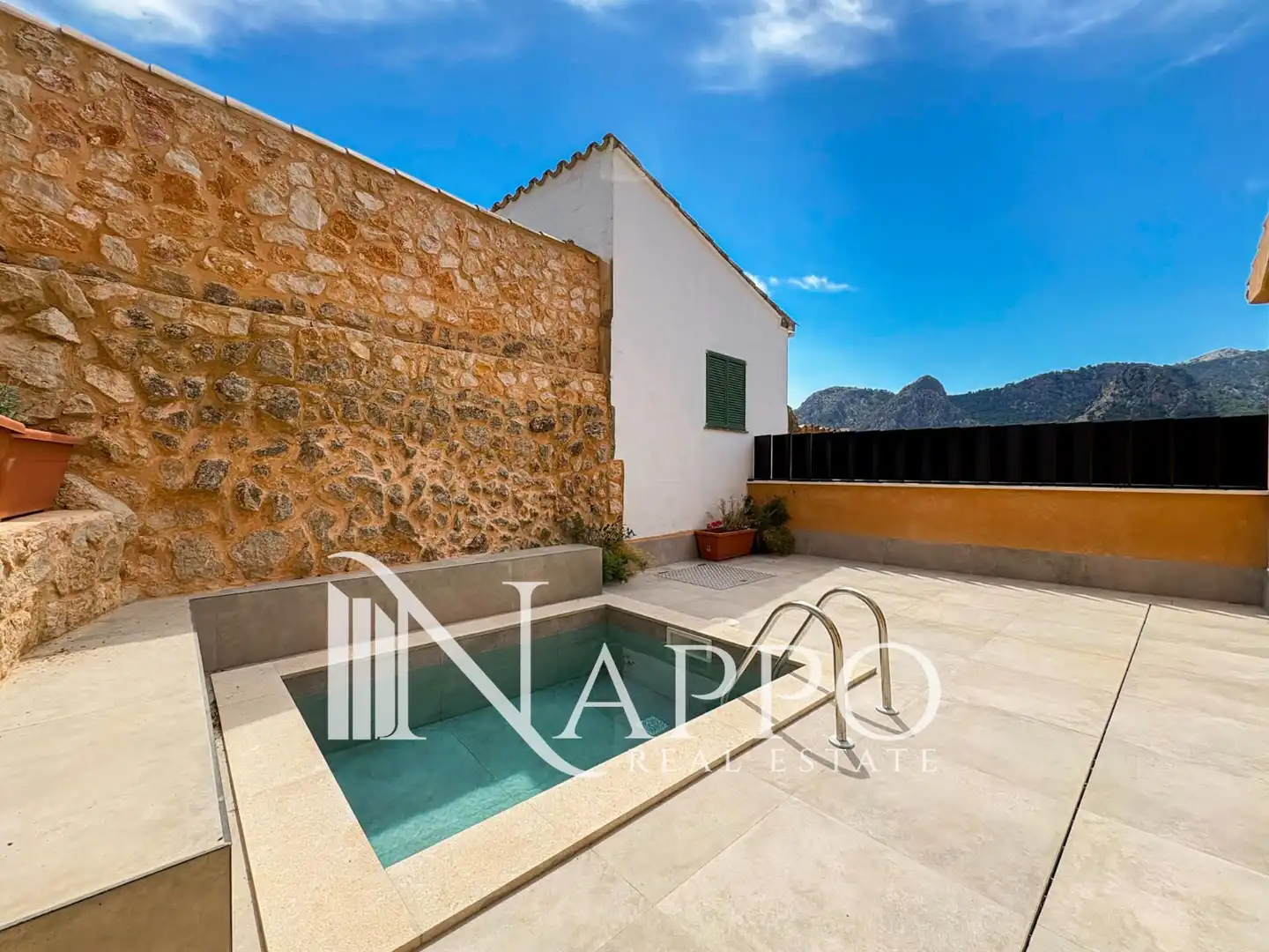 House with pool for sale in Orient, imagen 3