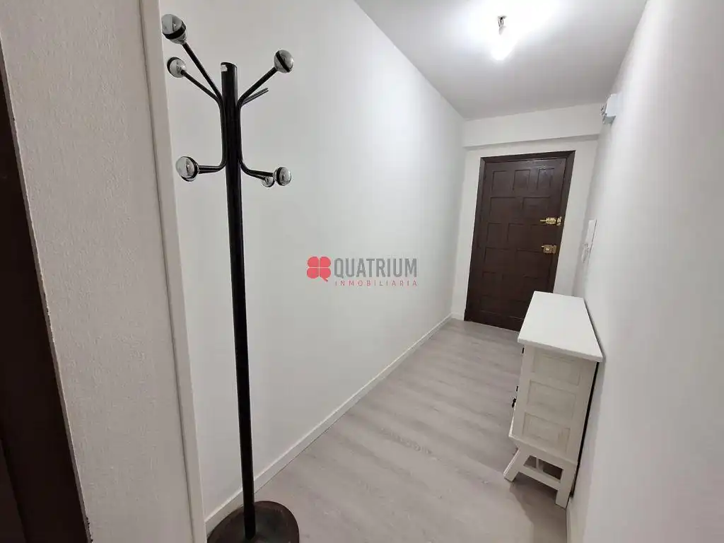 Flat for rent in Santiago de Compostela   with Heating and Furnished