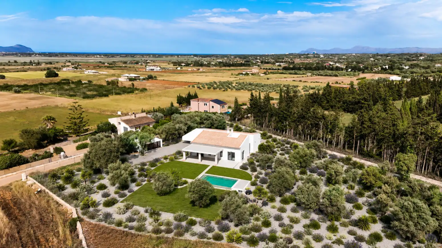 Houses for sale in Muro  with Air Conditioner, Heating and Private garden