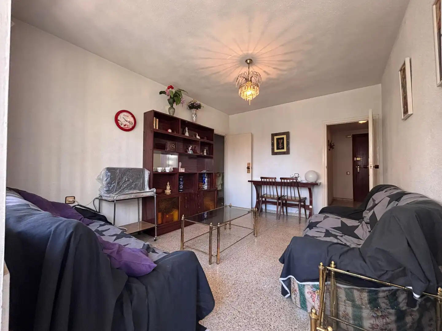 Sala d'estar de Pis en venda en Alicante / Alacant amb Moblat i Balcó