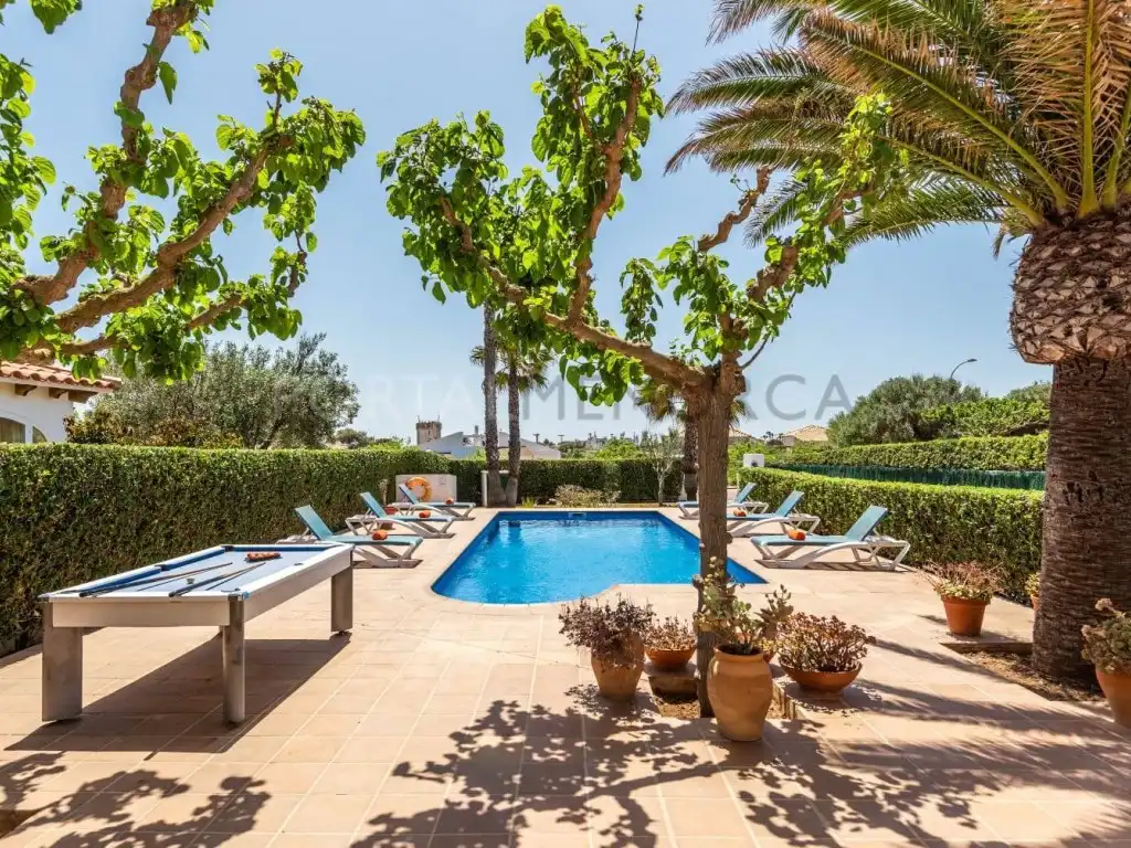 Vista exterior de Casa o chalet en venta en Ciutadella de Menorca con Piscina