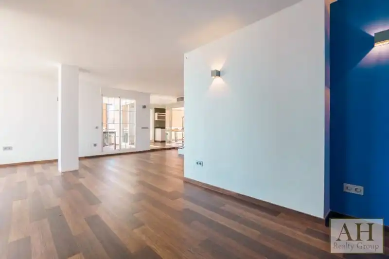 Wohnzimmer von Dachboden zum Verkauf in Altea