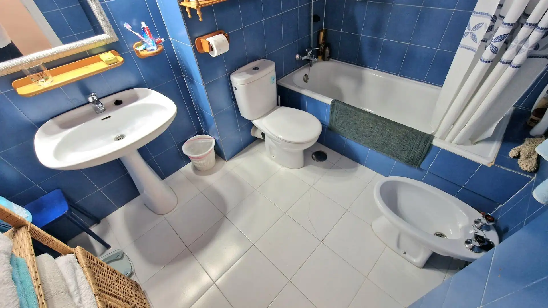 Bathroom of Detached homes for sale in Benalmádena  with Heating, Terrace and Swimming Pool