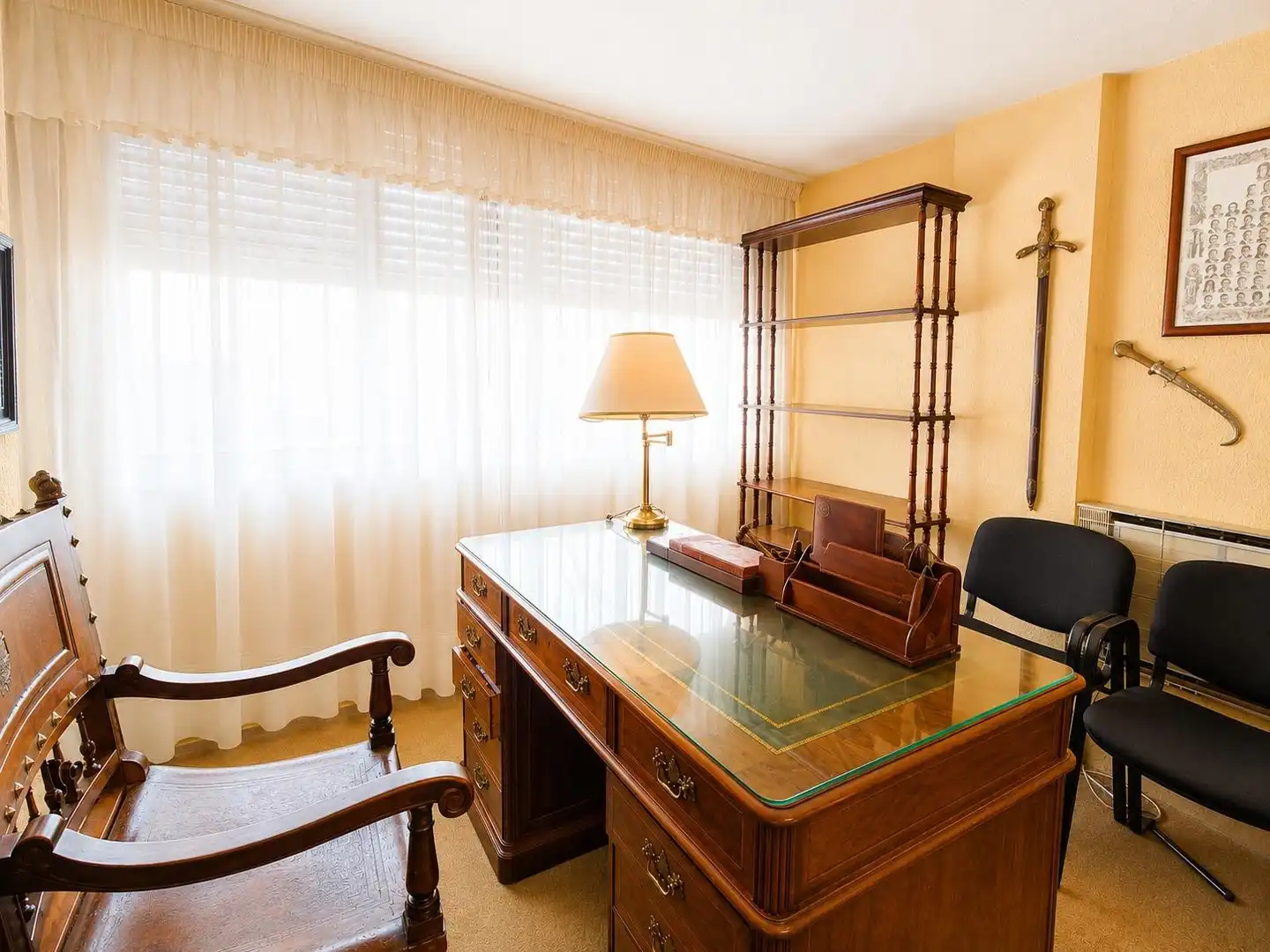 Habitación de Piso en venta en Granada con Jardín privado, Parquet y Piscina comunitaria