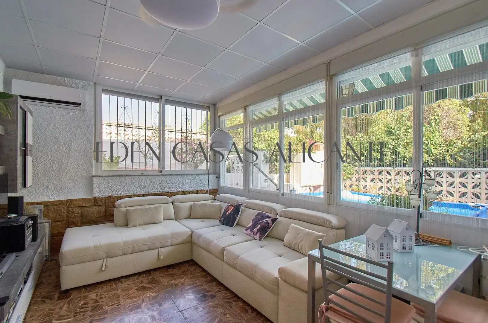 Jardín de Casa o chalet en venta en El Campello con Calefacción, Jardín privado y Terraza
