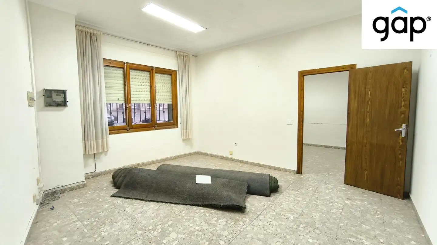 Erdgeschosswohnung zum Verkauf in Plaza de España, imagen 2