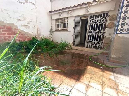 Jardí de Casa o xalet en venda en Santa Coloma de Gramenet amb Terrassa i Balcó