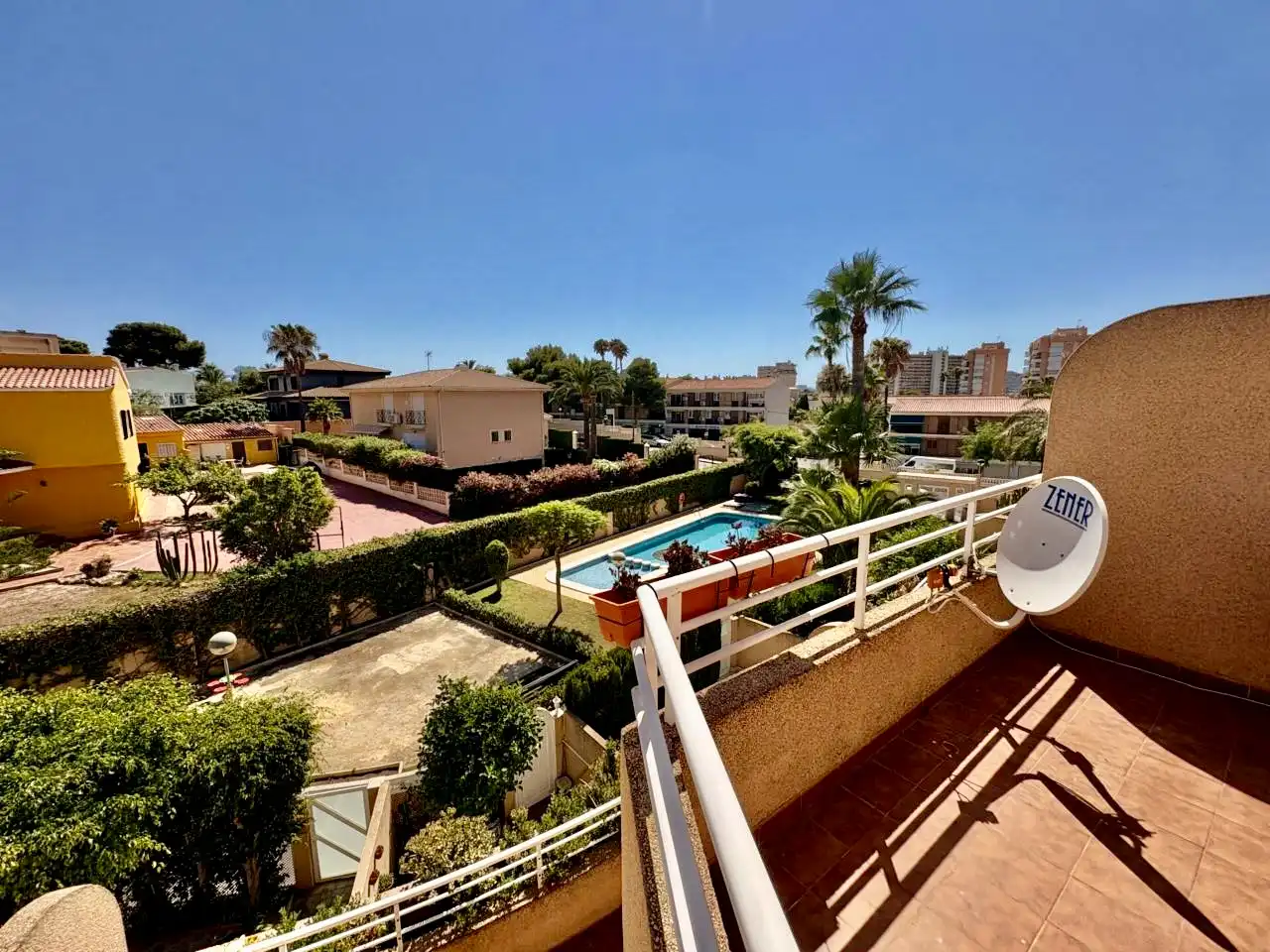 Casa adosada en venda a Cabo de las Huertas