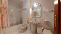 Bathroom of Flat for sale in  Logroño  with Heating, Storage room and Balcony