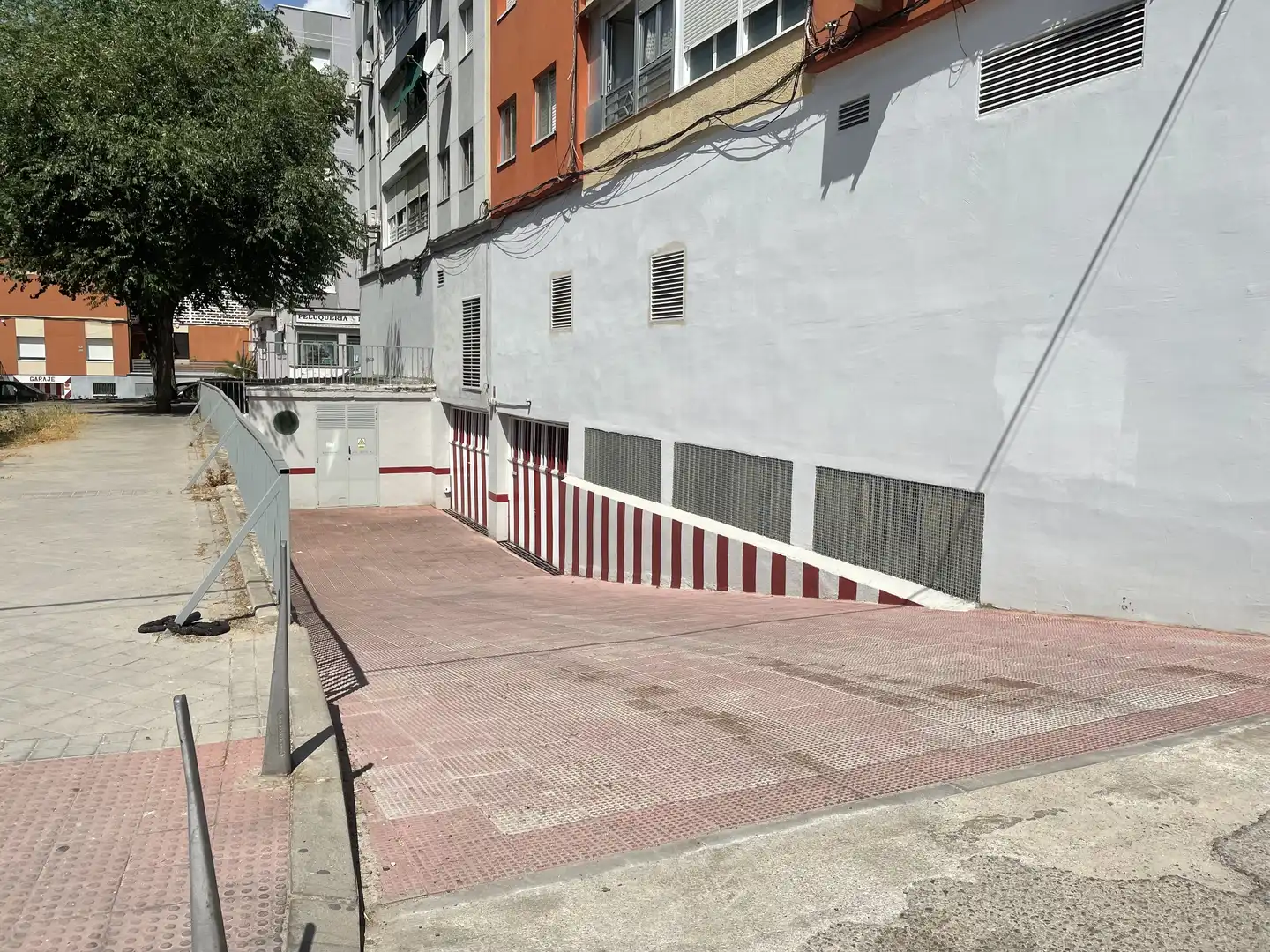 Exterior view of Garage for rent in Móstoles