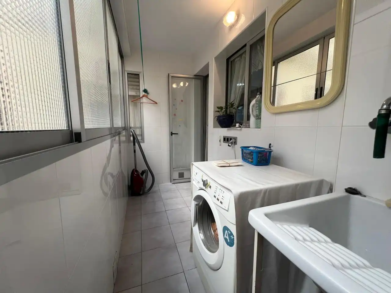 Wohnung zur Miete in calle de l'Arxiduc Carles, Vara de Quart