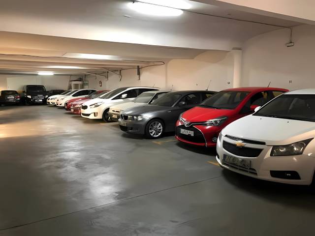 Garaje en Alquiler en Calle de Romero Robledo, 9 en Argüelles