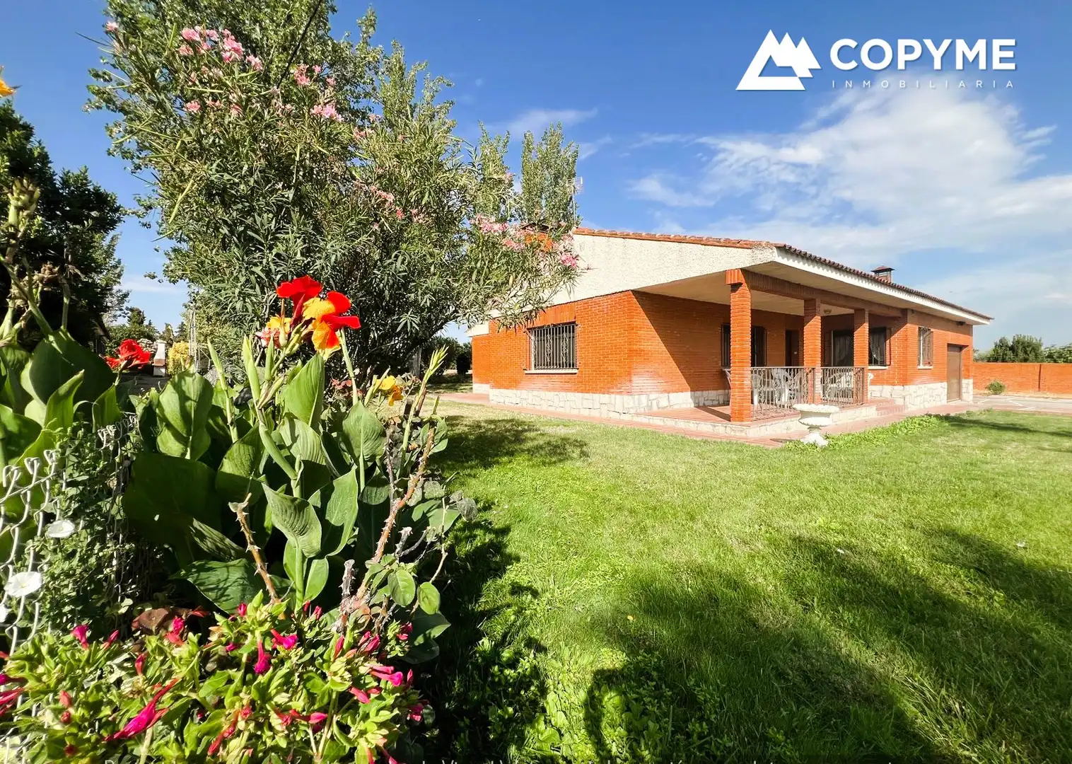 Jardín de Casa o chalet en venta en Novés con Calefacción, Jardín privado y Parquet