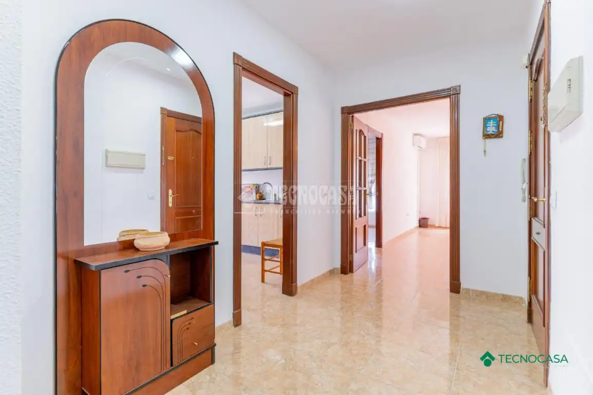Wohnung zum Verkauf in Vícar mit Klimaanlage, Heizung und Terrasse