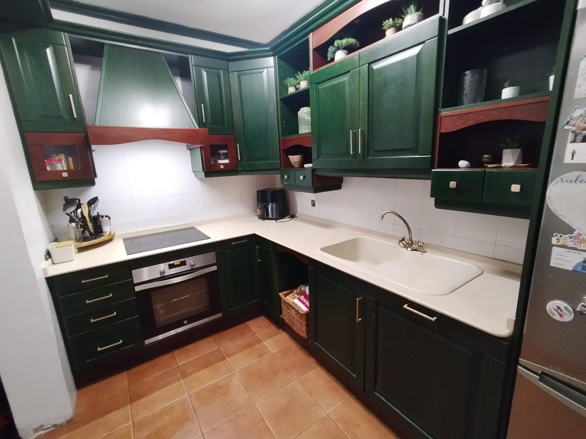 Cuina de Casa o xalet en venda en Jerez de la Frontera amb Aire condicionat i Terrassa