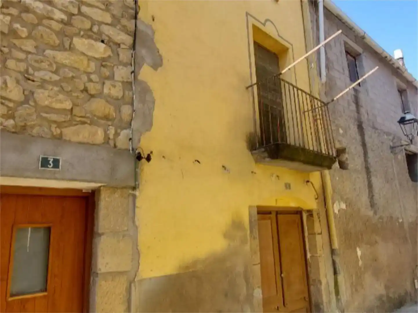 Vista exterior de Casa adosada en venta en Batea con Amueblado y Balcón