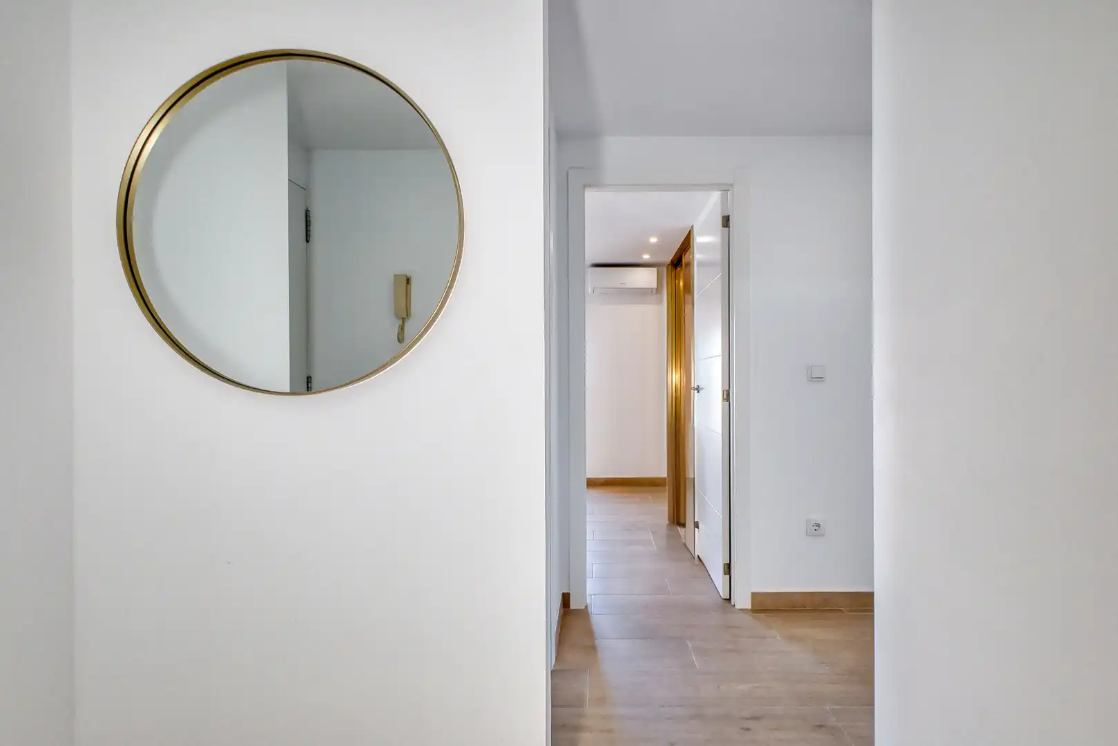 Wohnung zur Miete in Alicante / Alacant mit Klimaanlage, Heizung und Privatgarten