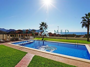 Apartament amb piscina en venda a Calle Calle Isla de la Bahía