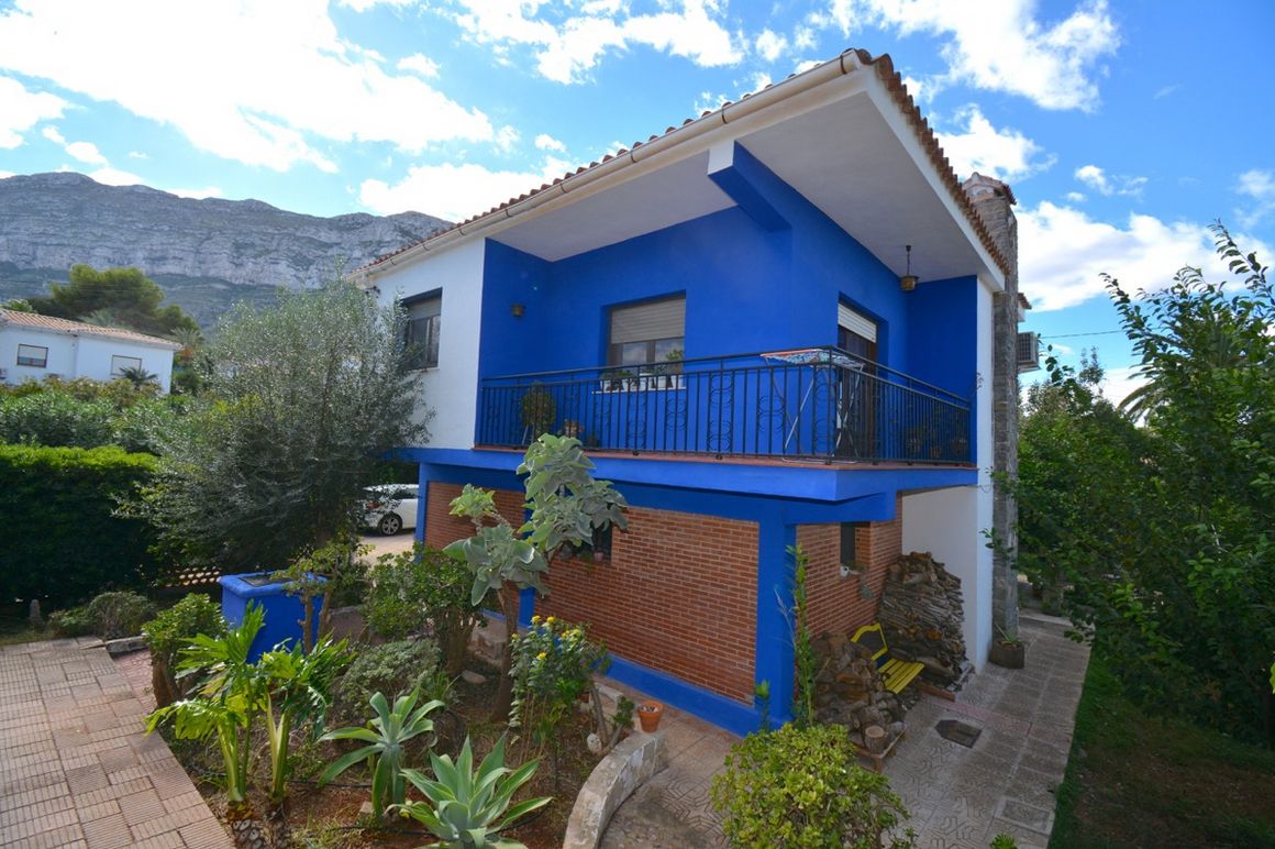Exterior view of House or chalet for sale in Dénia  with Air Conditioner, Private garden and Terrace