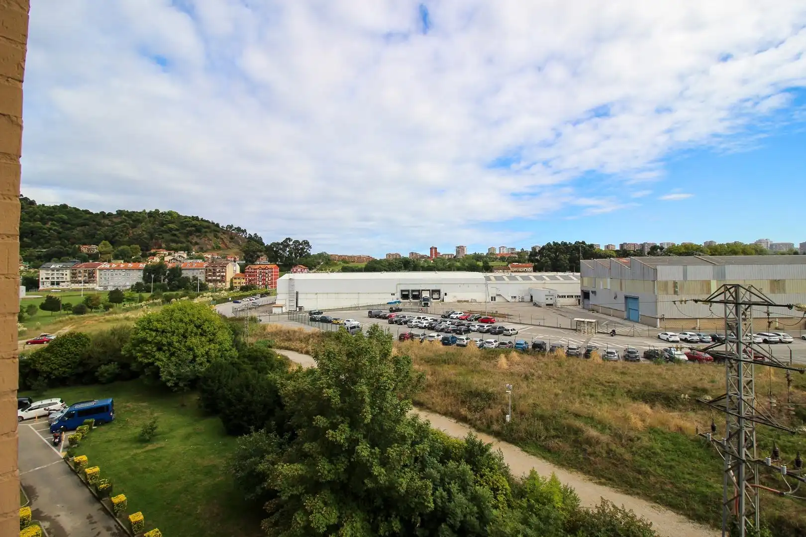Flat for sale in Calle San Martín del Pino, Peñacastillo - Nueva Montaña