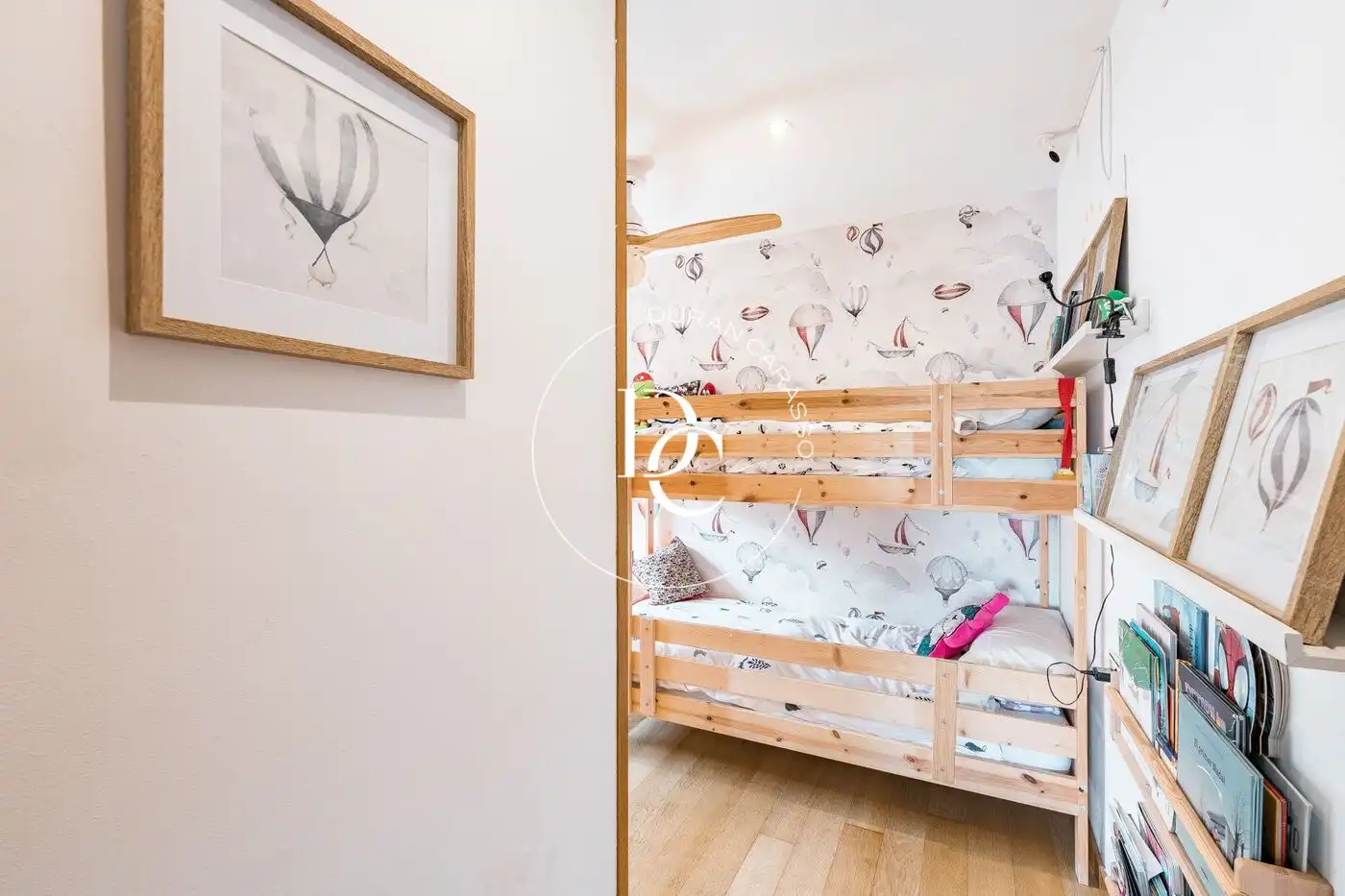 Habitación de Ático en venta en Vilanova i la Geltrú con Aire acondicionado, Calefacción y Trastero