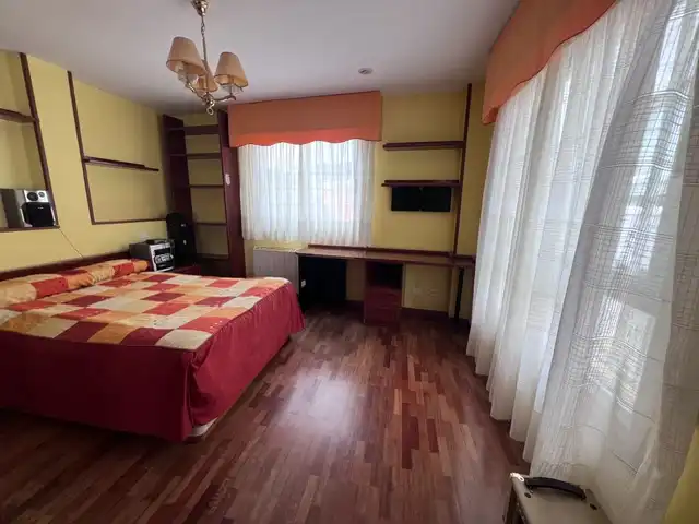 Habitación de Piso en venta en A Coruña Capital  con Calefacción, Parquet y Trastero