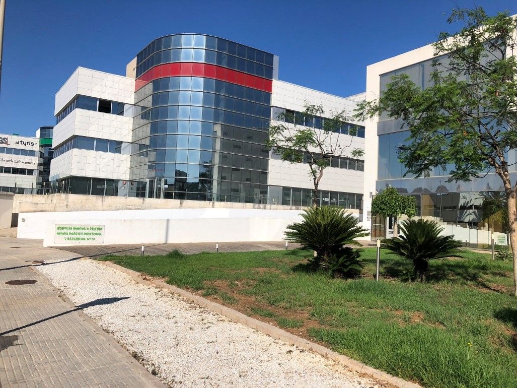 Vista exterior de Oficina en venta en Paterna